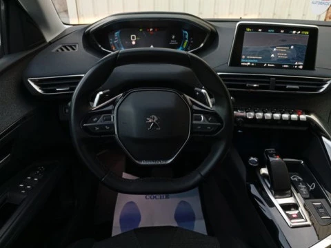 Peugeot 3008 Hybrid 225 e-EAT8 Allure