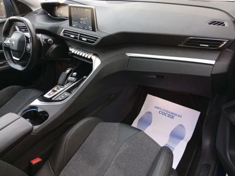 Peugeot 3008 Hybrid 225 e-EAT8 Allure