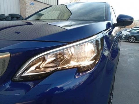 Peugeot 3008 Hybrid 225 e-EAT8 Allure