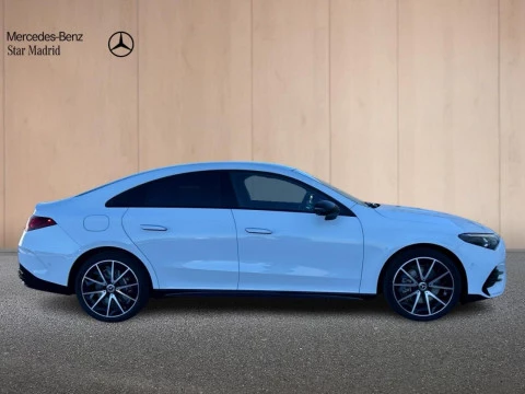 Mercedes-Benz CLA  250+ con tecnologia EQ