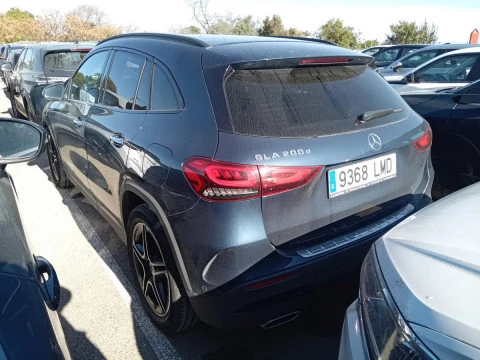 Mercedes-Benz GLA GLA 200 D
