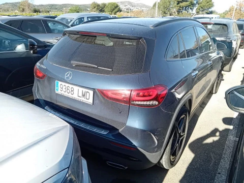 Mercedes-Benz GLA GLA 200 D