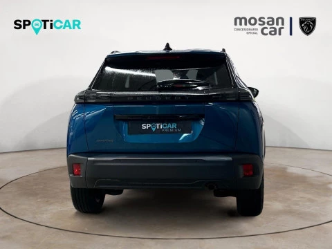 Peugeot 2008 Allure Gasolina 100 S&S 6 Vel. MAN