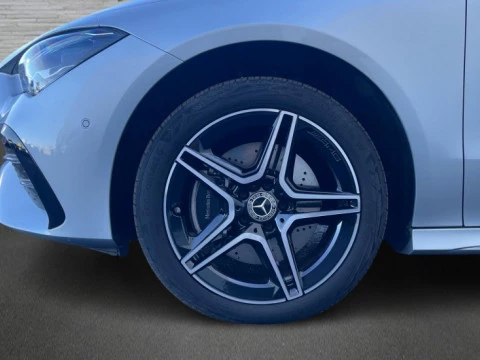 Mercedes-Benz Clase CLA  250 e Shooting Brake