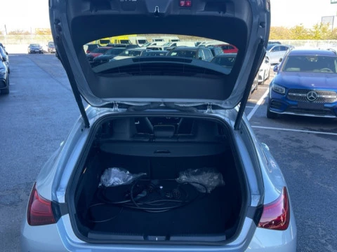 Mercedes-Benz Clase CLA  250 e Shooting Brake