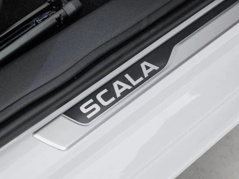 Skoda Scala SCALA PLUS 1,0 TSI 85 KW (115 CV) MANUAL 6 VEL.