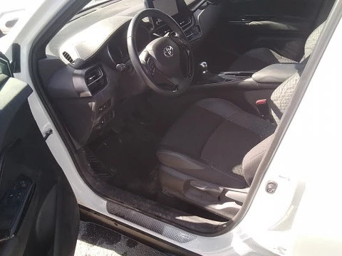 Toyota C-HR 2.0 180H Advance