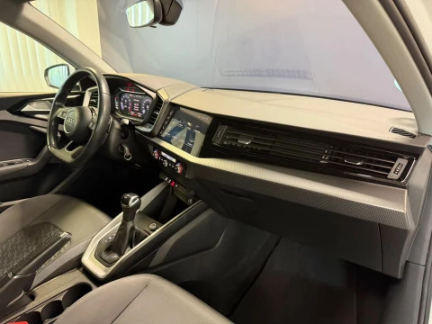 Audi A1 Sportback Adrenalin 30 TFSI 81kW S tron
