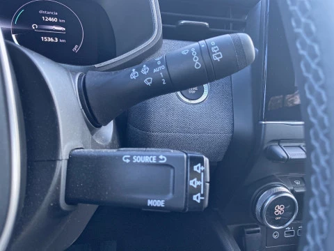 Renault Clio techno Eco-G 100cv (74kW)