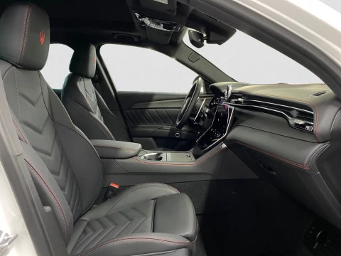 Maserati Grecale Trofeo V6 530CV AWD