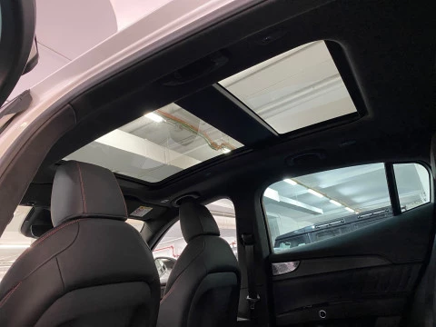 Maserati Grecale Trofeo V6 530CV AWD