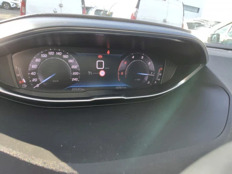 Peugeot 3008 1.5 BlueHDi 96kW (130CV) S&S Active Pack