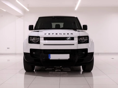 Land Rover Defender 3.0D I6 250 X-Dynamic SE 90 AT 4WD MHEV