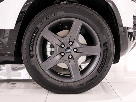 Land Rover Defender 3.0D I6 250 X-Dynamic SE 90 AT 4WD MHEV