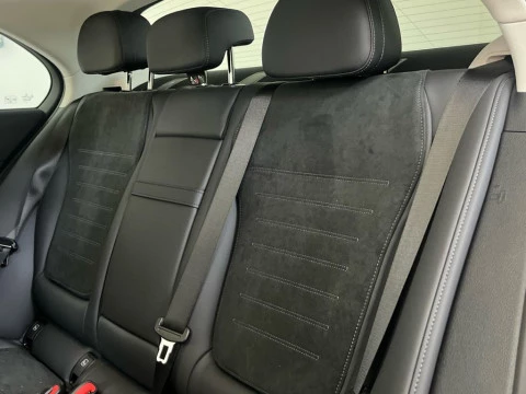 Mercedes-Benz Clase C 220 d Berlina