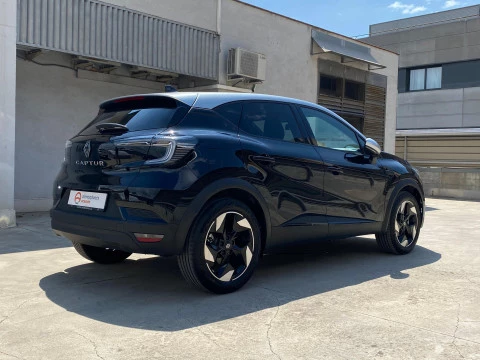 Renault Captur TECHNO 1.3 TCE 140CV 5P