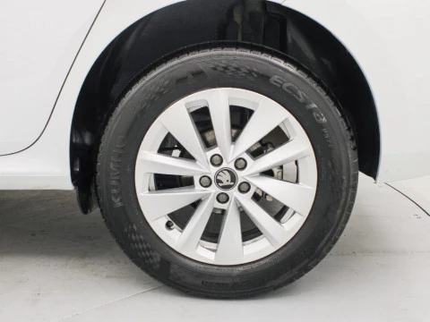 Skoda Kamiq 1.0 TSI 85KW SELECTION DSG 115 5P