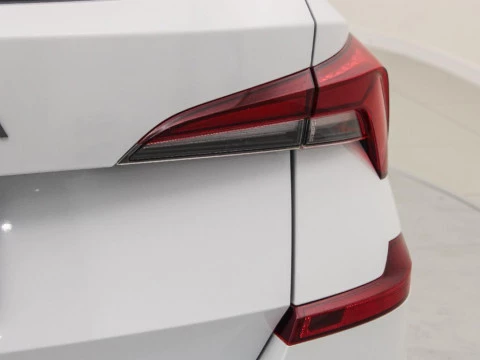 Skoda Kamiq 1.0 TSI 85KW SELECTION DSG 115 5P