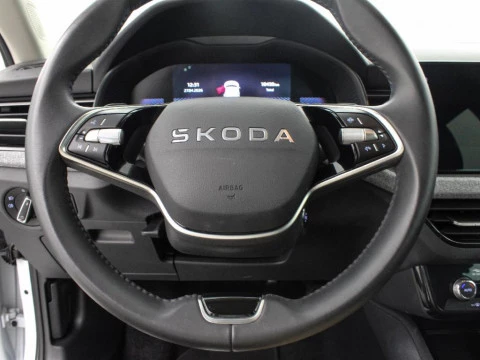 Skoda Kamiq 1.0 TSI 85KW SELECTION DSG 115 5P