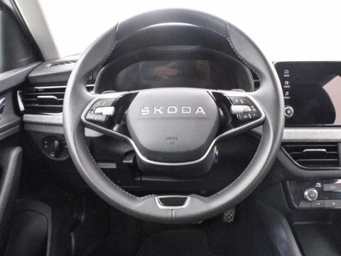 Skoda Kamiq 1.0 TSI 85KW SELECTION DSG 115 5P