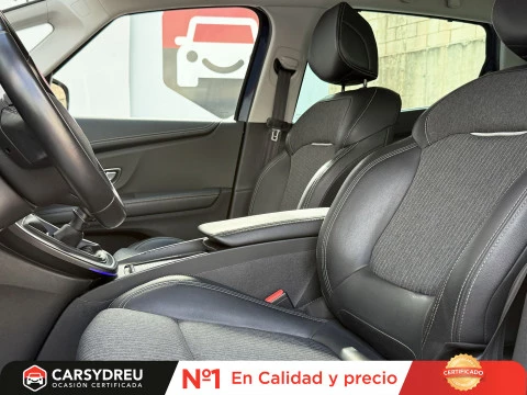 Renault Grand Scénic Zen TCe 103 kW (140CV) GPF MY2021