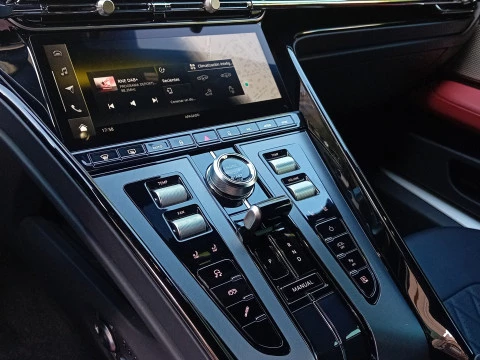 Aston Martin DB12 4.0 V8 Auto