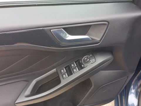 Ford Focus 1.0 Ecoboost MHEV 92kW ST-Line