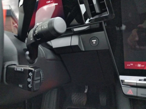 Renault Scenic E-Tech Iconic 160 kW (220CV) gran autonomía