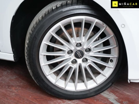 Audi A3 Sportback Advanced 30 TFSI 81 kW (110 CV)