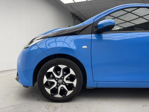 Toyota Aygo 1.0 70 x-play