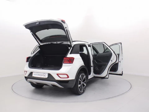 Volkswagen T-Roc DARK LINE 2.0 TDI 4MOTION 110 KW (150 CV) AUTOMáTICO DSG 7 VEL.