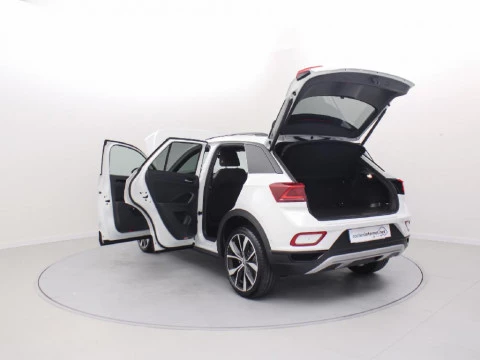 Volkswagen T-Roc DARK LINE 2.0 TDI 4MOTION 110 KW (150 CV) AUTOMáTICO DSG 7 VEL.