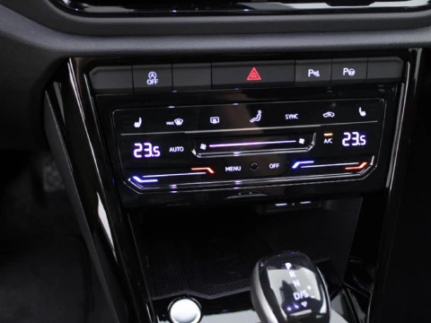 Volkswagen T-Roc DARK LINE 2.0 TDI 4MOTION 110 KW (150 CV) AUTOMáTICO DSG 7 VEL.