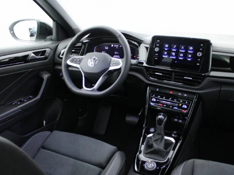 Volkswagen T-Roc DARK LINE 2.0 TDI 4MOTION 110 KW (150 CV) AUTOMáTICO DSG 7 VEL.