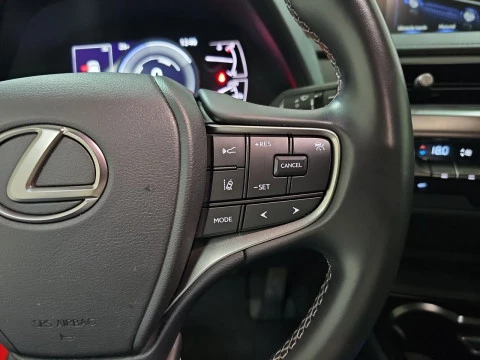 Lexus UX 2.0 250h Business