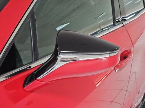 Lexus UX 2.0 250h Business