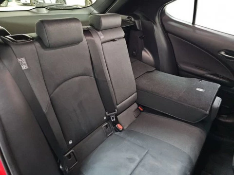 Lexus UX 2.0 250h Business