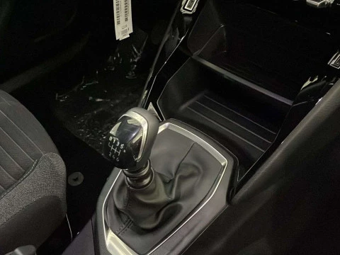 Peugeot 2008 Style Gasolina 100 S&S 6 Vel. MAN