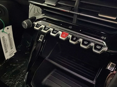 Peugeot 2008 Style Gasolina 100 S&S 6 Vel. MAN