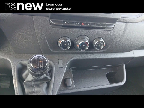 Nissan Interstar  Furgon 2.0dCi L2H2 3.5T FWD Acenta 96kW