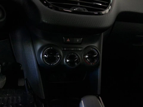 Peugeot 2008 SIG BH 100 MAN