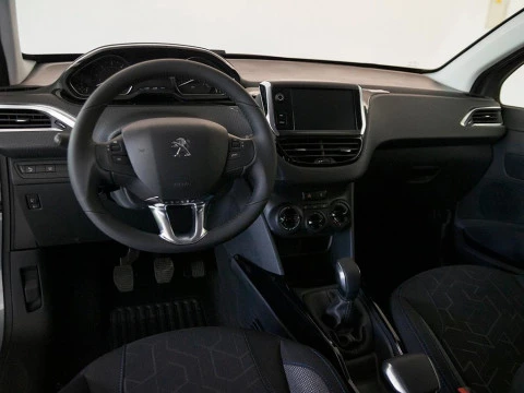 Peugeot 2008 SIG BH 100 MAN