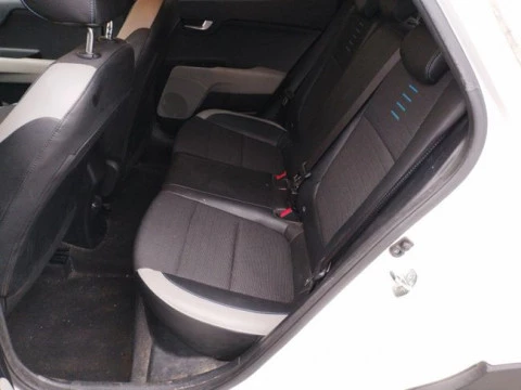Kia Stonic 1.0 T-GDi 74kW MHEV MT Style Edition