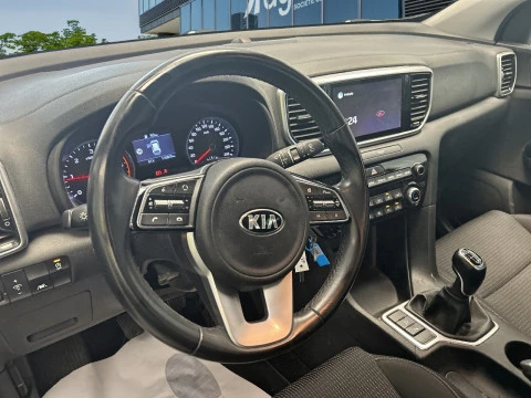Kia Sportage 1.6 MHEV Black Edition 100kW (136CV) 4x2