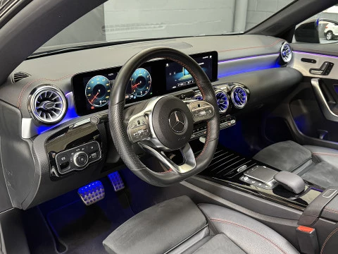 Mercedes-Benz CLA CLA 200