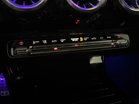 Mercedes-Benz CLA CLA 200