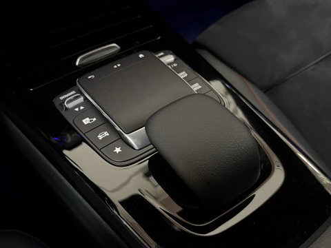 Mercedes-Benz CLA CLA 200