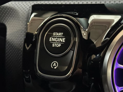 Mercedes-Benz CLA CLA 200