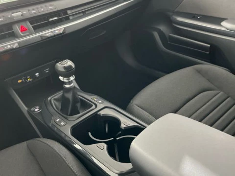 Kia K4 1.0 T-GDi MHEV Drive 85kW (115CV)