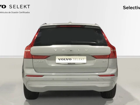 Volvo XC60 Core, B4 Semihíbrido, Diésel